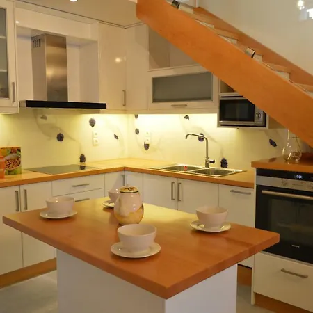 شقة Larna Corfu *